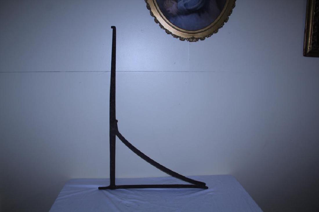 Nice early fireplace crane (1 of 11)