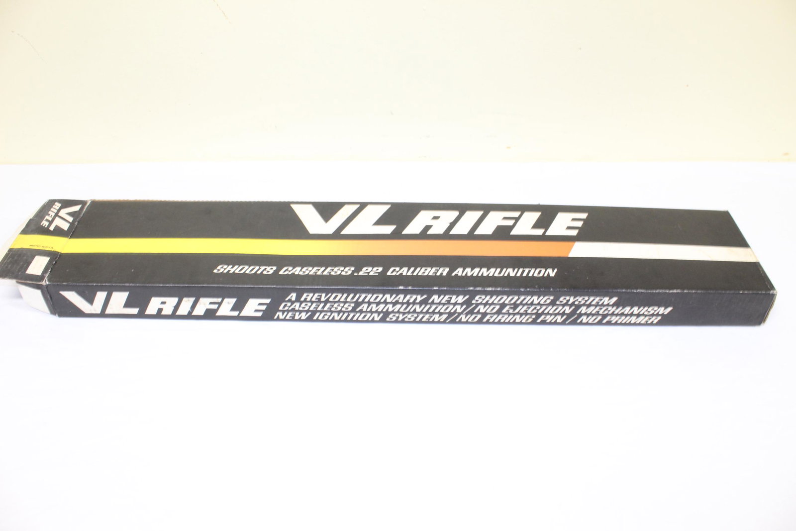 Daisy Heddon VL Rifle BB Gun .22 caliber: This comes in the original box and includes booklet. Booklet reads V/L caseless ammunition/shooting system. Manufactured by Daisy/Heddon. .22 caliber. Serial number: A028342. in great overall conditio