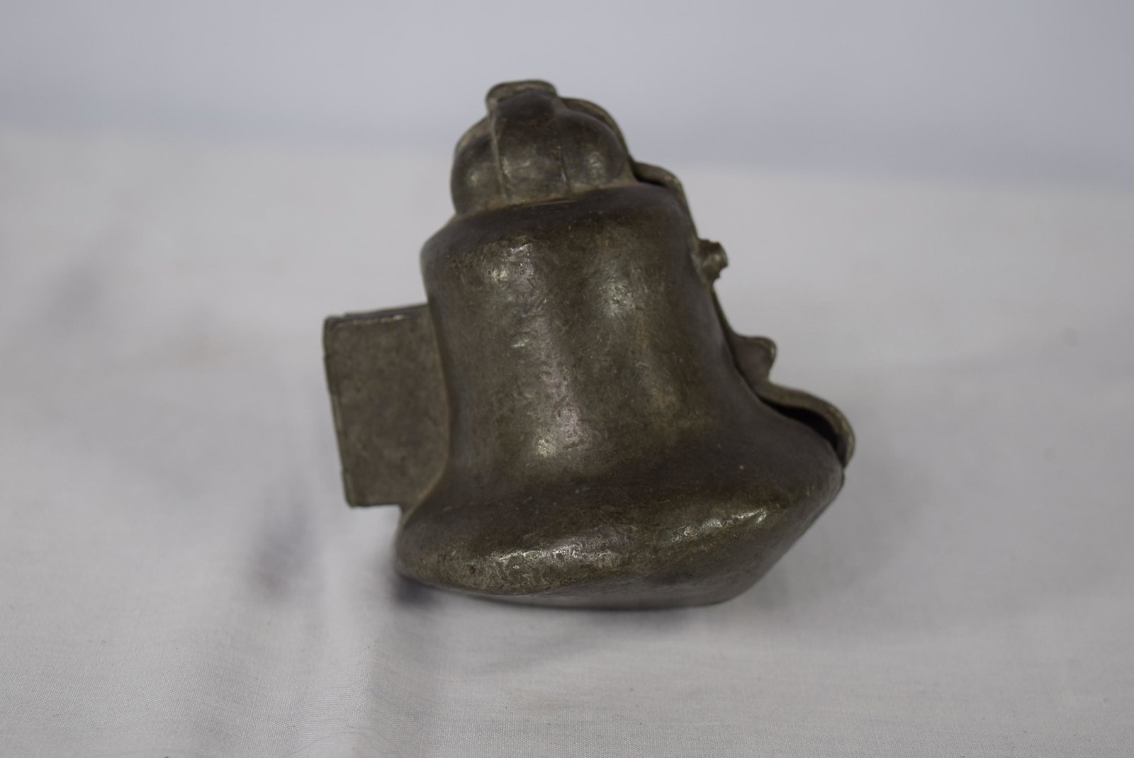 Vintage Pewter Bell Ice Cream Mold: This early mold is shaped like a bell and embossed on the outside 605. Measures approx. 3.5in T overall. Made of two pieces of pewter and hinged together. Minor disfiguration and scuffs however overal
