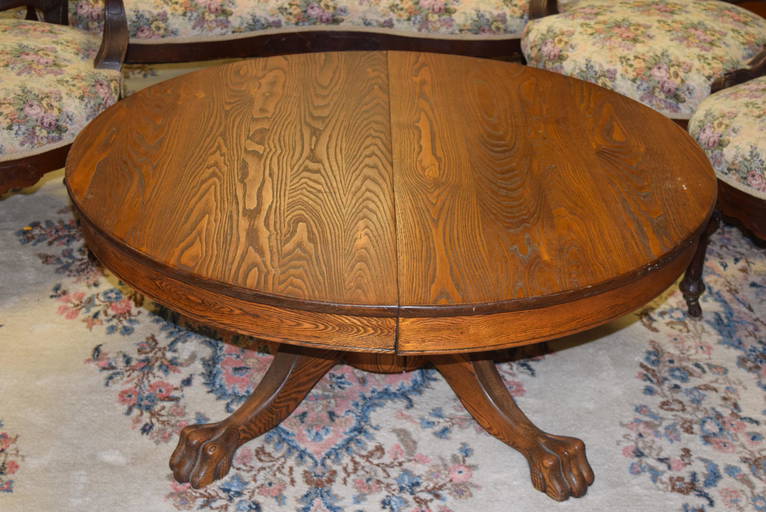 antique clawfoot coffee table