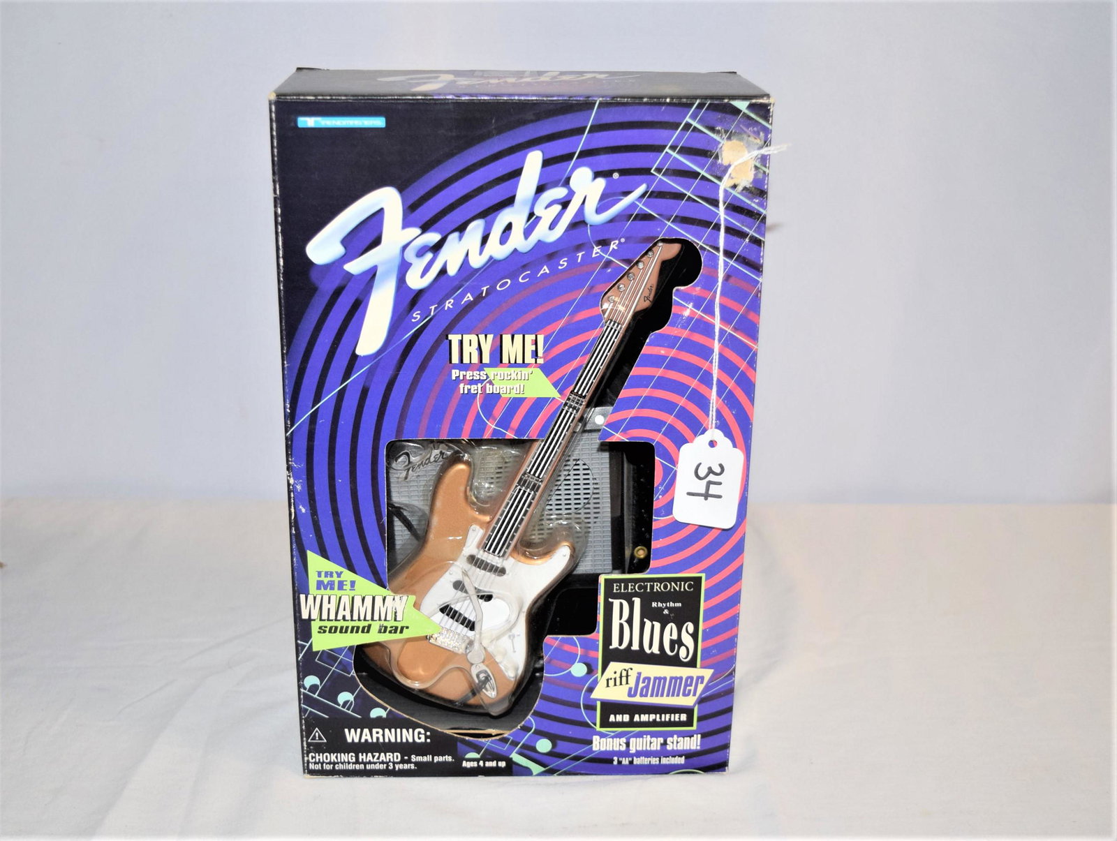 Fender Strat Authentic Rock-n-Roll Toy (1 of 12)