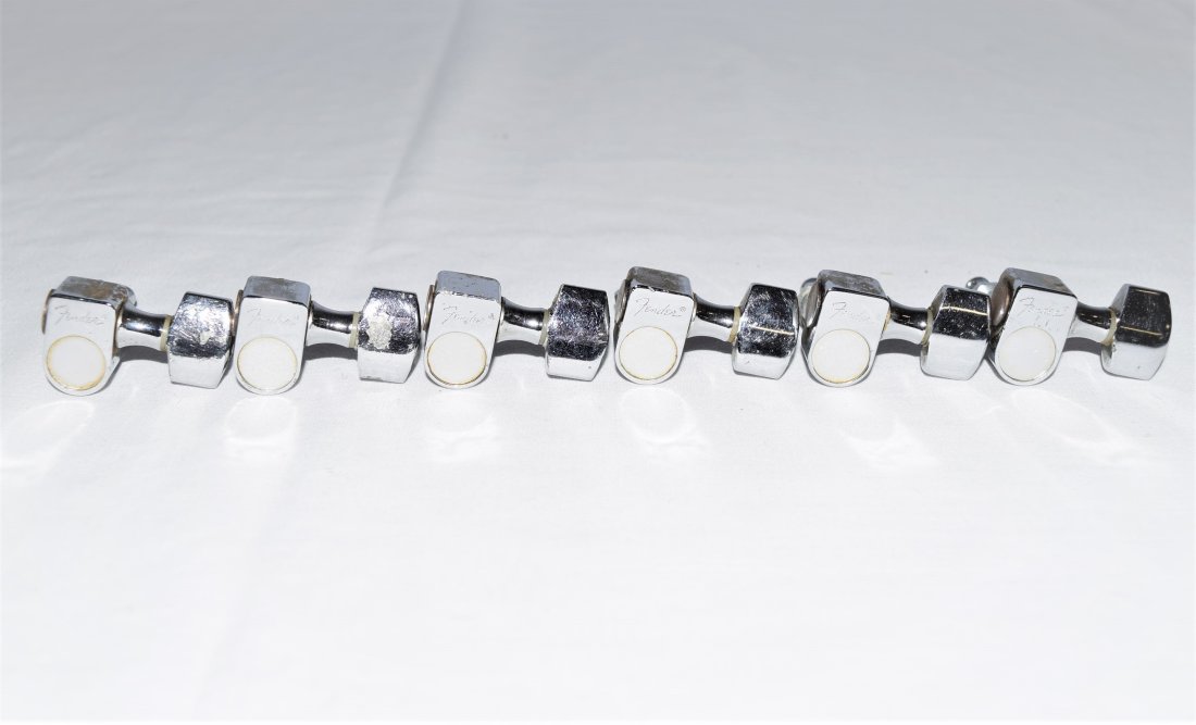 1979 Fender Stratocaster 25th Anniversary Tuners (1 of 8)