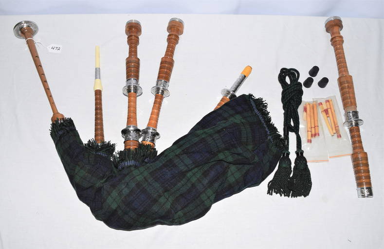 Bagpipe Set May 08, 2022 Paul Arsenault Auctioneers in ME