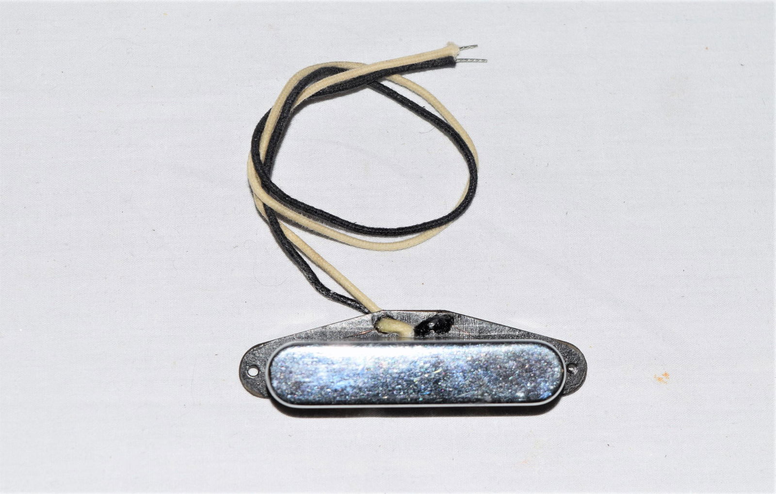 Fender Masterbuilt Abigail Ybarra Telecaster Neck Pickup (1 of 3)