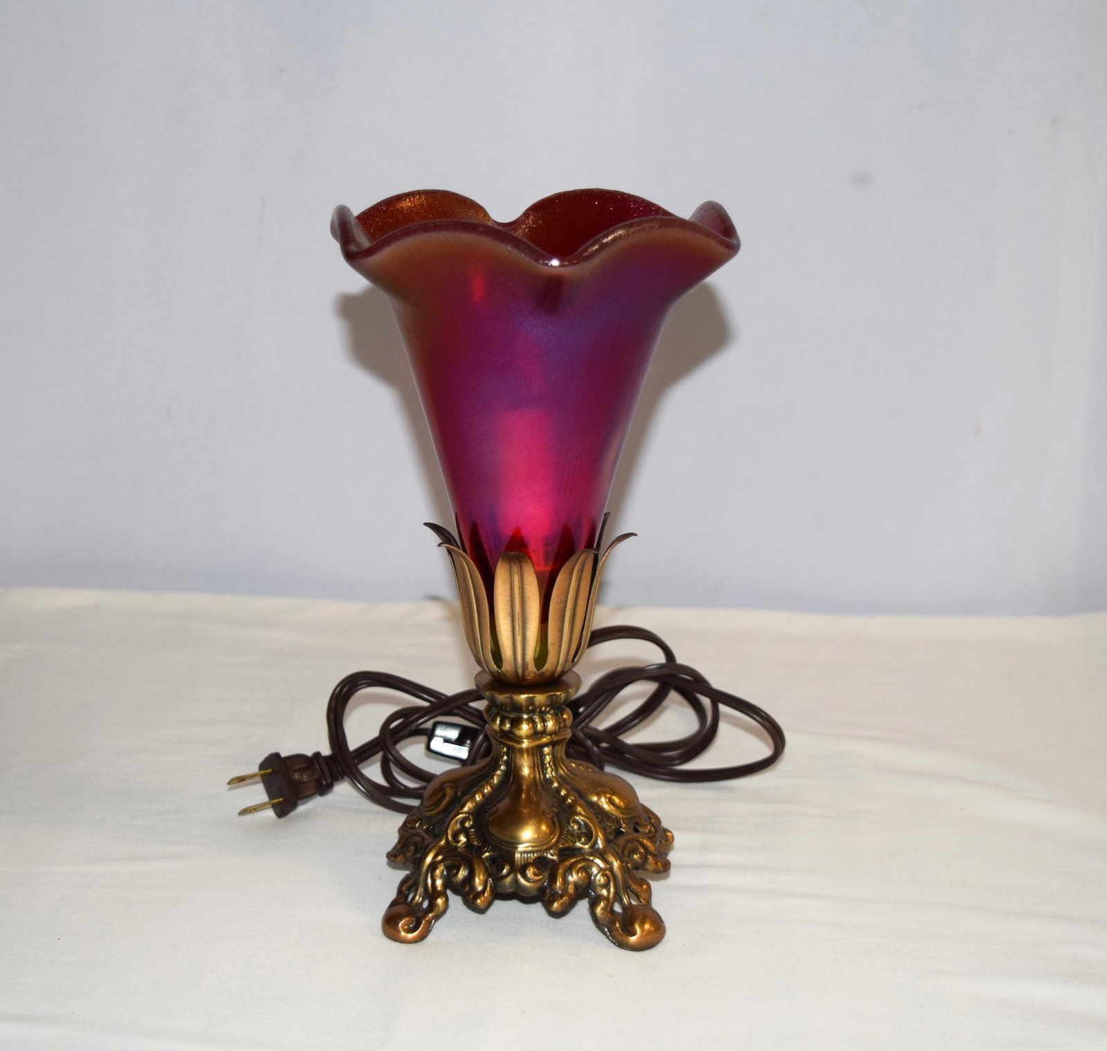 Vintage Fenton Red Onion Skin Torchiere Lamp: Vintage Fenton Red Onion Skin Torchiere Lamp. Fluted and pinched tulip shade. Red onion skin glass. Measures approximately 10 inches tall X base is 4 inches "square".