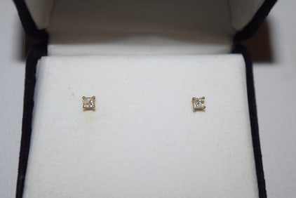 Pair of 14K Yellow Gold Diamond Stud Earrings