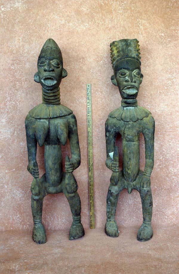 154 KING & QUEEN STATUES BANGWA TRIBE, CAMEROON