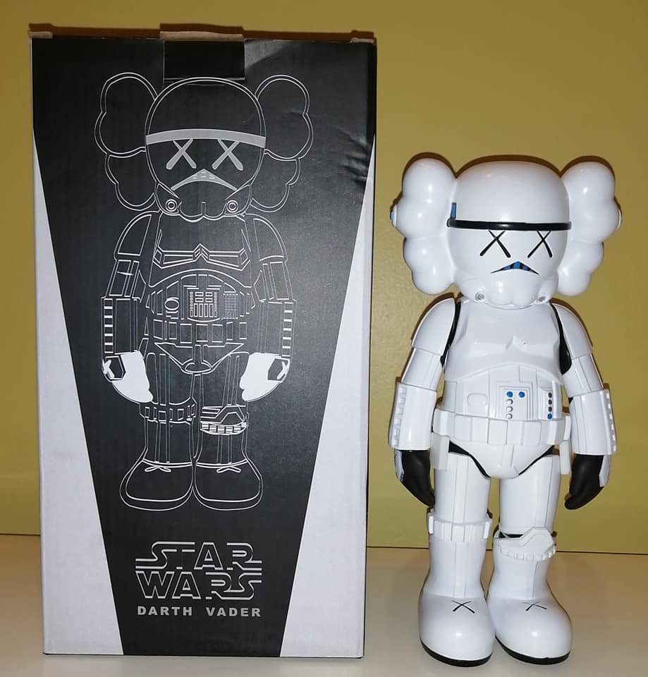 Kaws star Wars Companion Figure 10 With Box