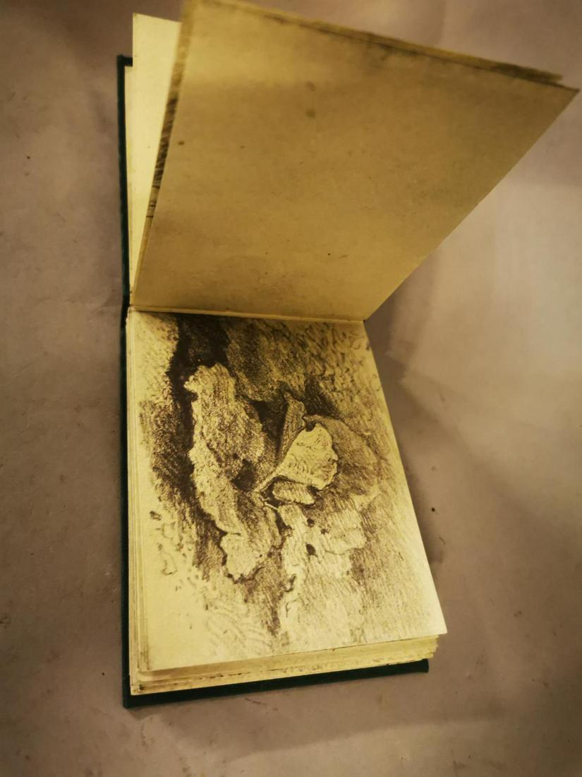 Book of facsimiles of John Constable sketches 1814: Book of facsimiles of John Constable sketches 1814 Published in 1973 by the Victoria and Albert Museum.