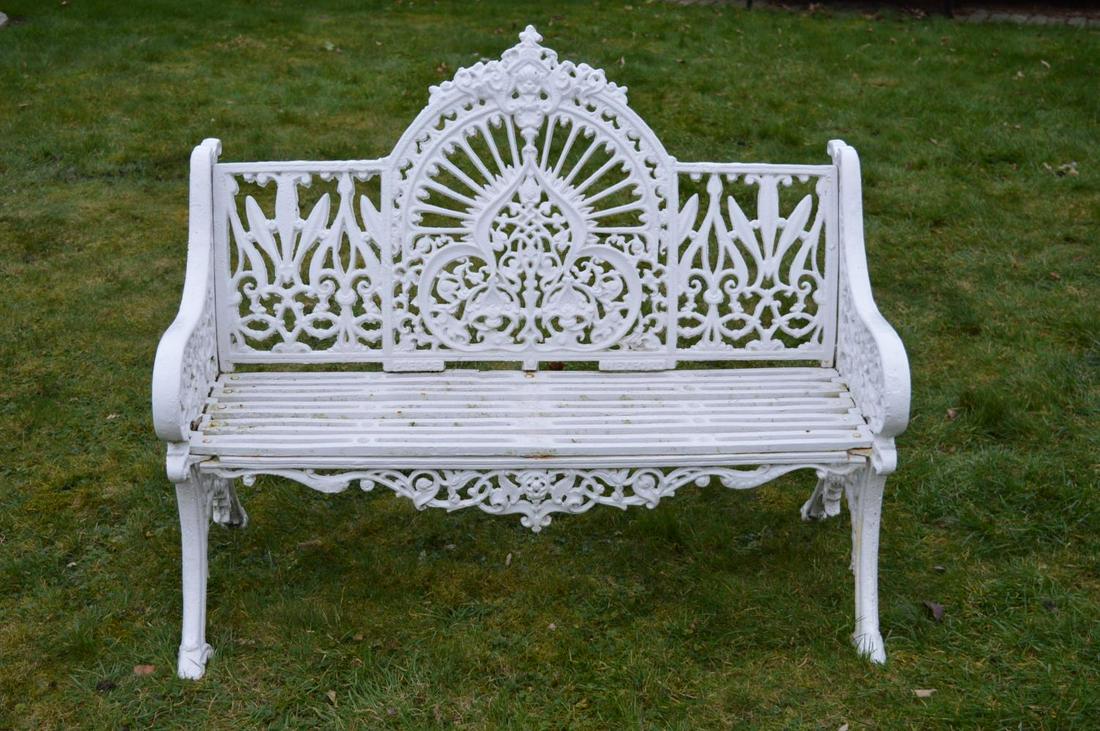 Cast iron garden bench with horseshoe back W 105 H 88 D: Cast iron garden bench with horseshoe back W 105 H 88 D 43