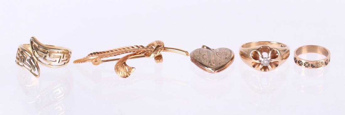 A Group of Gold and Gold Filled Jewelry (1 of 13)
