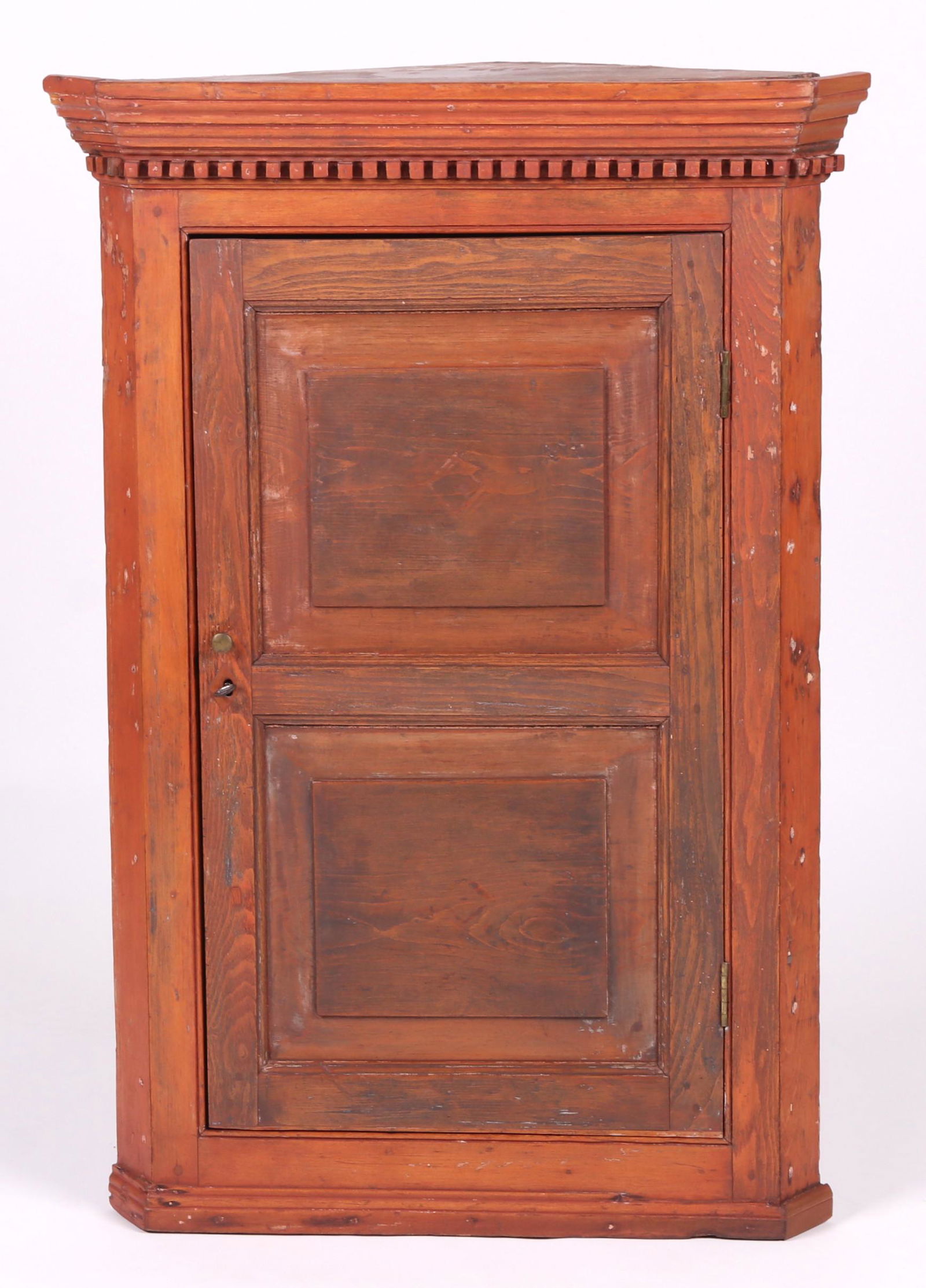 A Canadian Hanging Corner Cupboard (1 of 11)