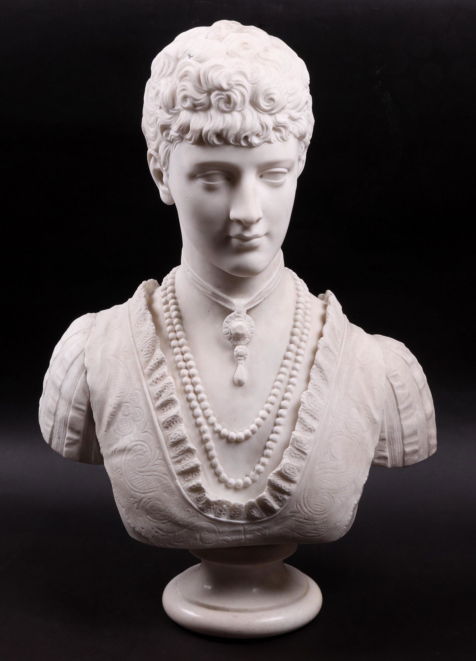An Italian Marble Bust Circa 1900 (1 of 12)