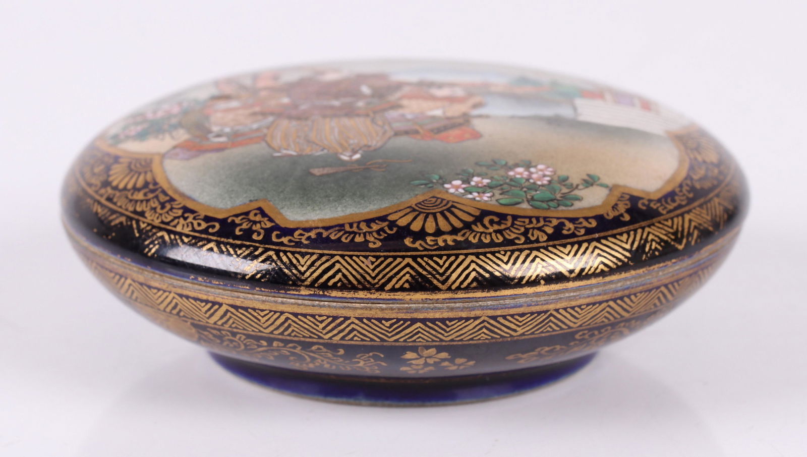 A Good Meiji Period Satsuma Box (1 of 9)