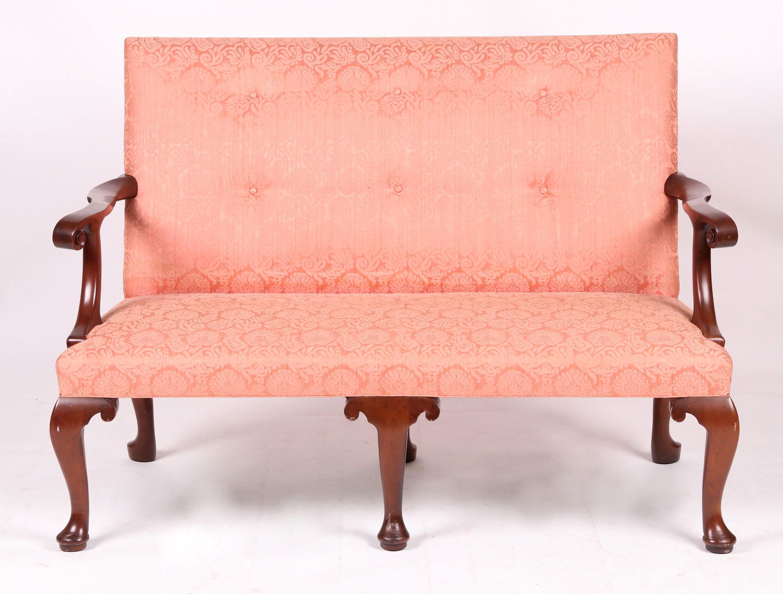 A Kittinger Williamsburg Restoration Settee (1 of 9)