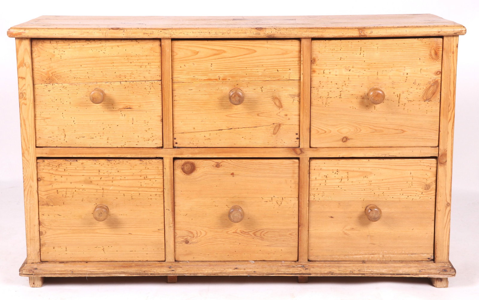 A Six Drawer Pine Grocer's Bin (1 of 11)