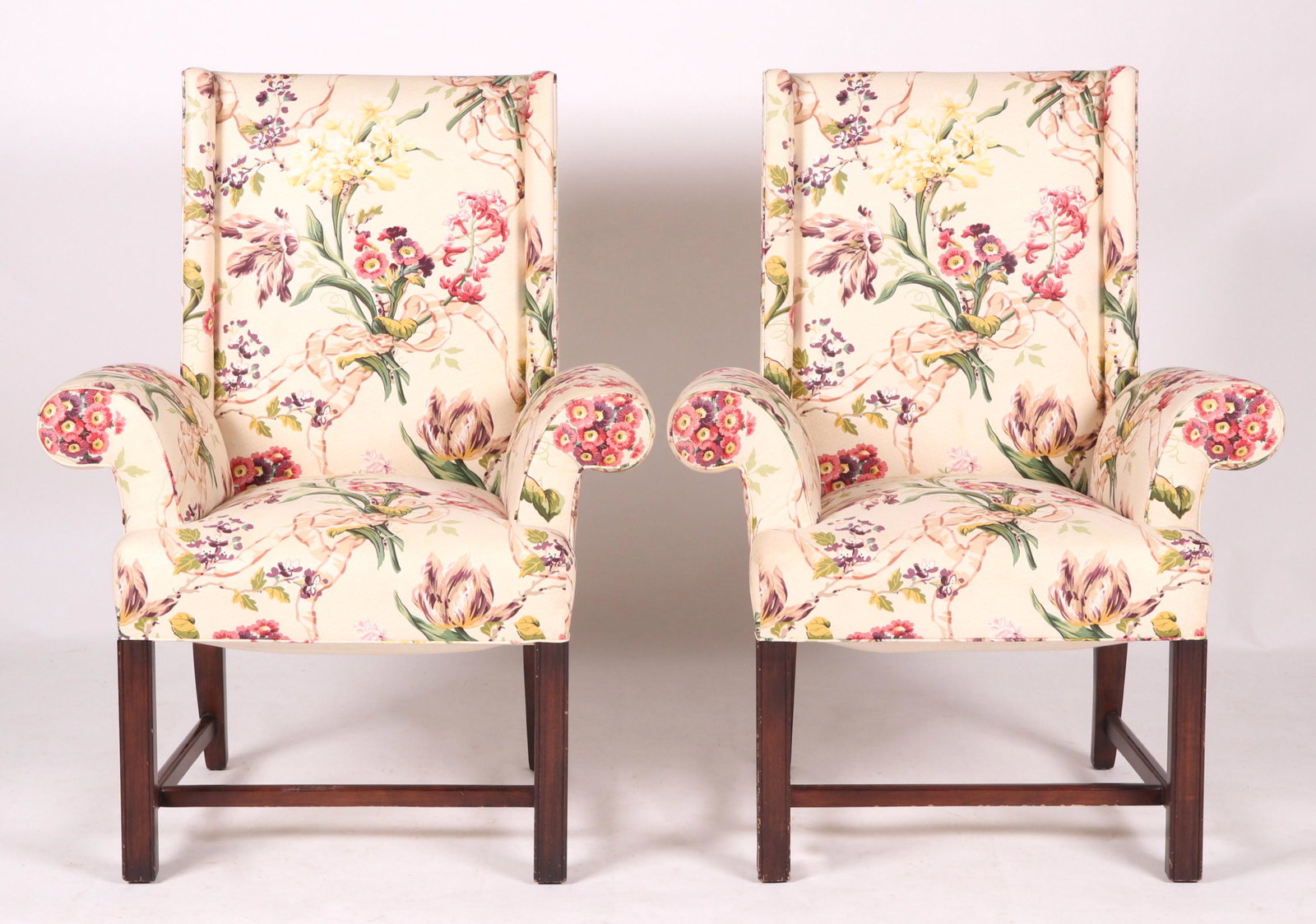 A Pair of Chippendale Style Armchairs (1 of 10)