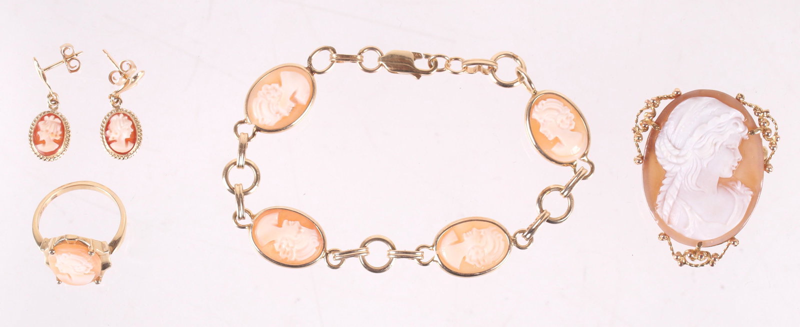 A Group of Cameo Jewelry (1 of 10)