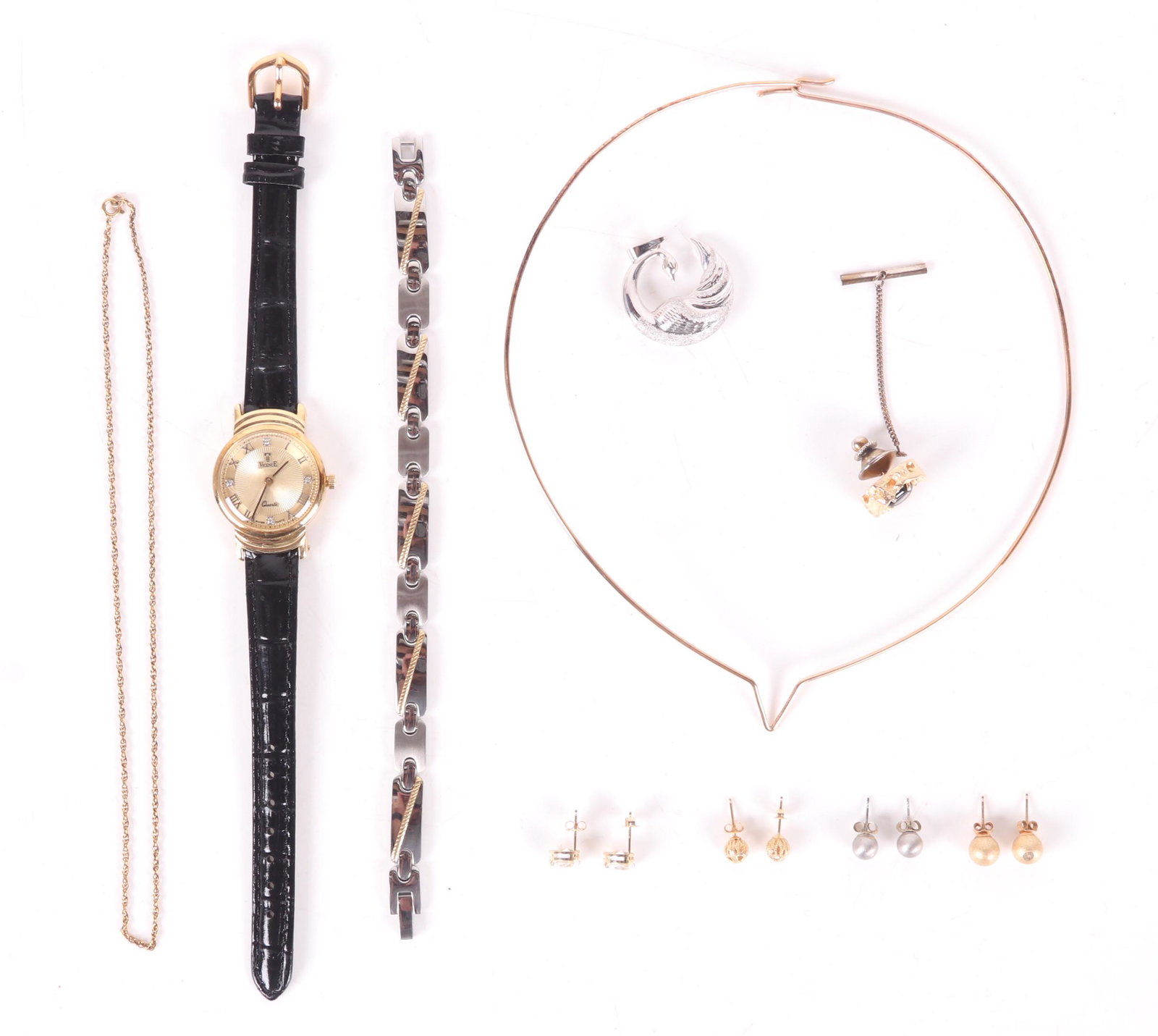 A Group of 14k Gold Jewelry (1 of 16)
