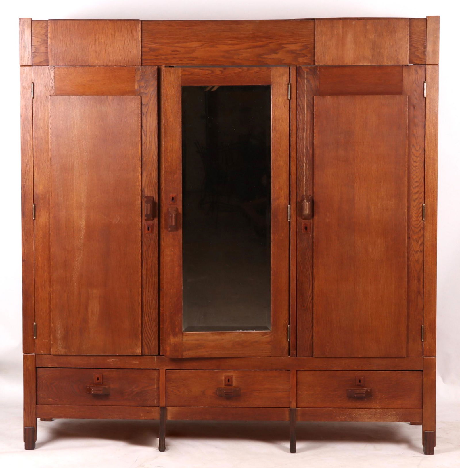 A French Art Deco Oak Armoire (1 of 10)