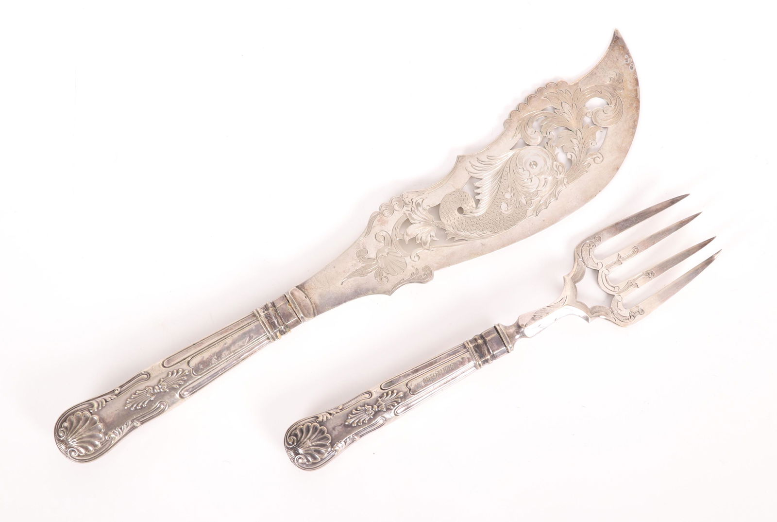An English Silver Fish Set (1 of 9)