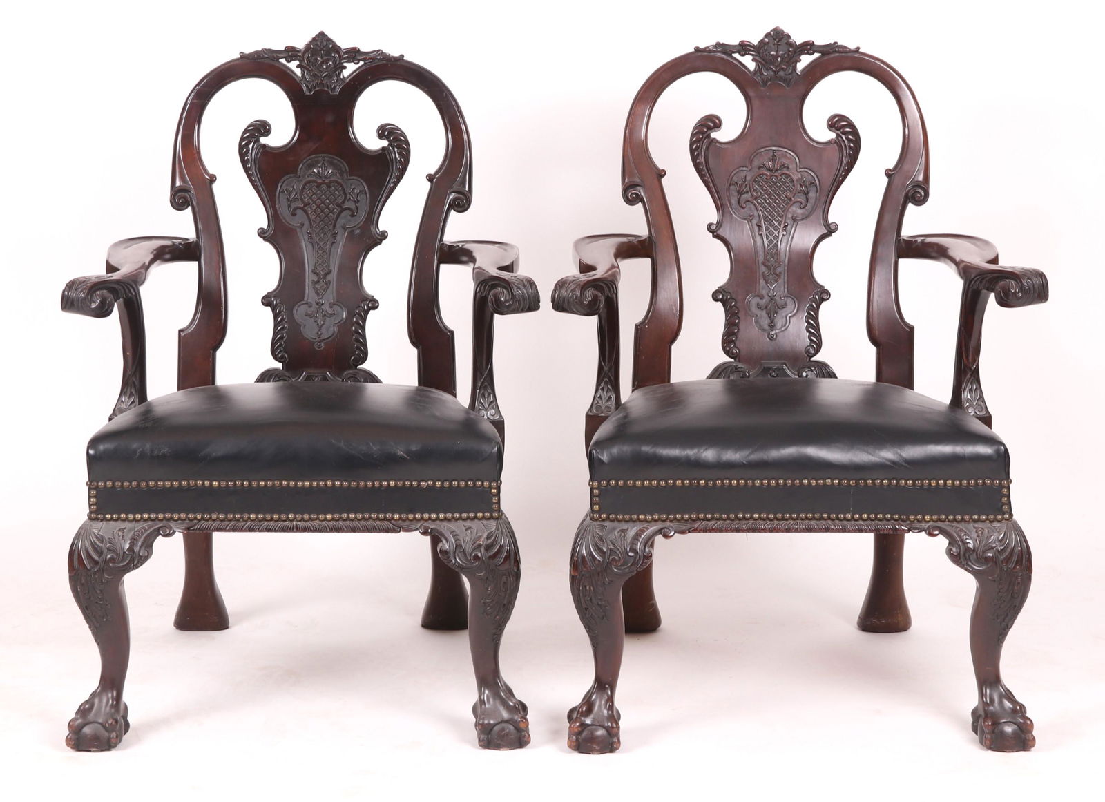 A Pair of Chippendale Style Mahogany Armchairs (1 of 11)
