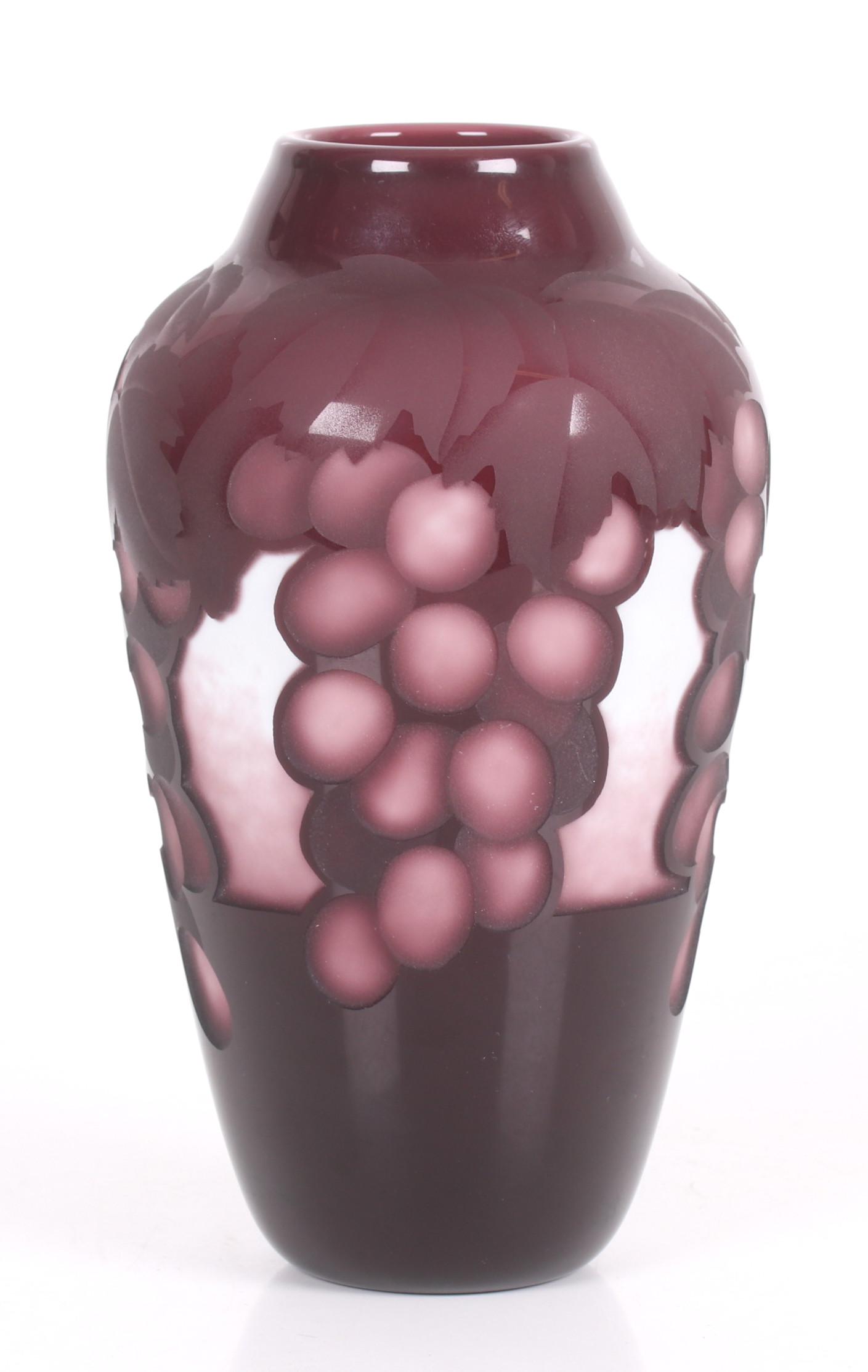 Valerie Surjan Cameo Glass Vase, Nourot Glass Studio: Valerie Surjan for the Nourot Art Glass Studio, purple cameo art glass vase, decorated with frosted and cut grapes. Signed Valerie Surjan 1987 #292 / Nourot Glass Dimensions: 8.5" H x 4.5" Dia. Proven