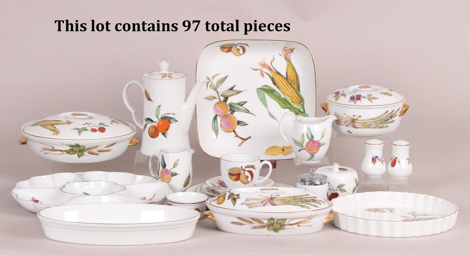 Worcester Porcelain Dinnerware, Evesham Pattern (1 of 14)