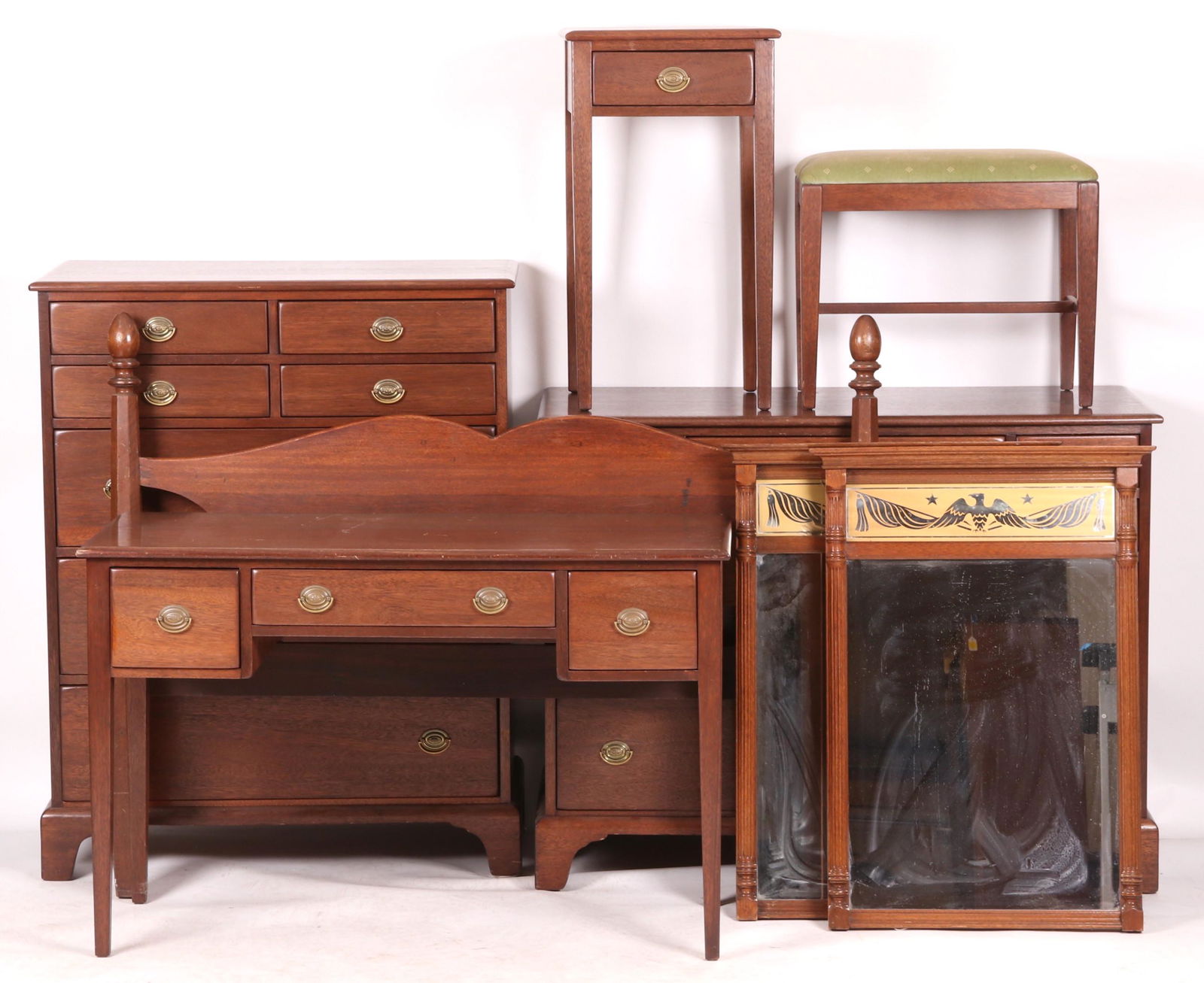 A Hepplewhite Style Eight Piece Bedroom Set (1 of 13)