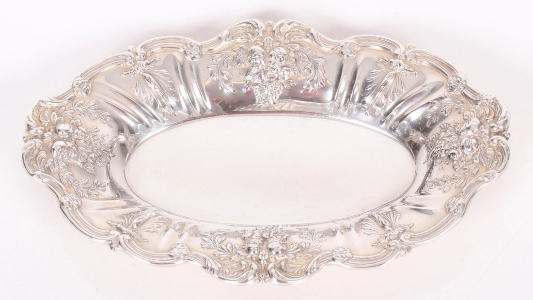 A Sterling Silver Serving Dish (1 of 5)