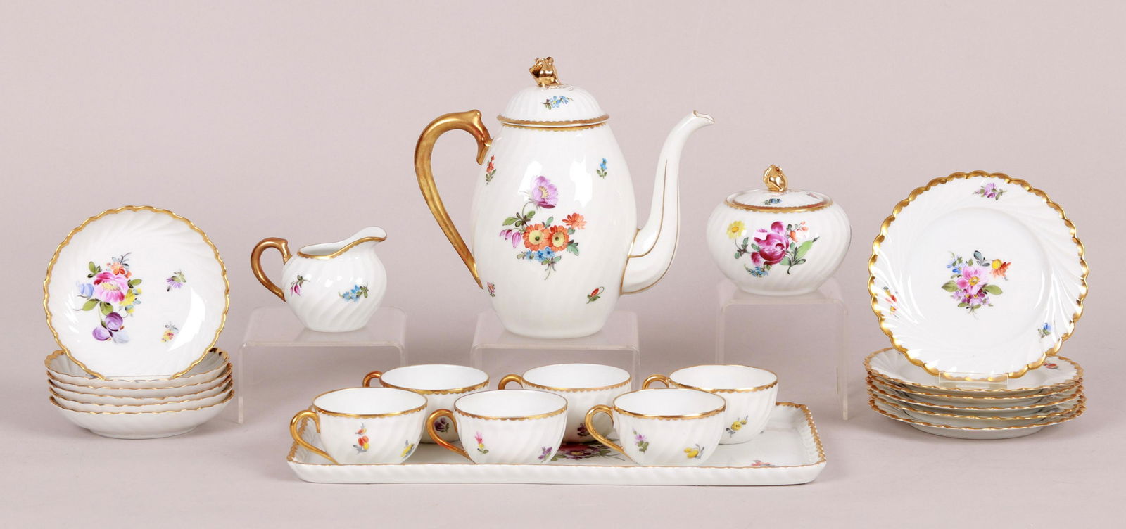 A Nymphenburg Porcelain Tea Set (1 of 13)