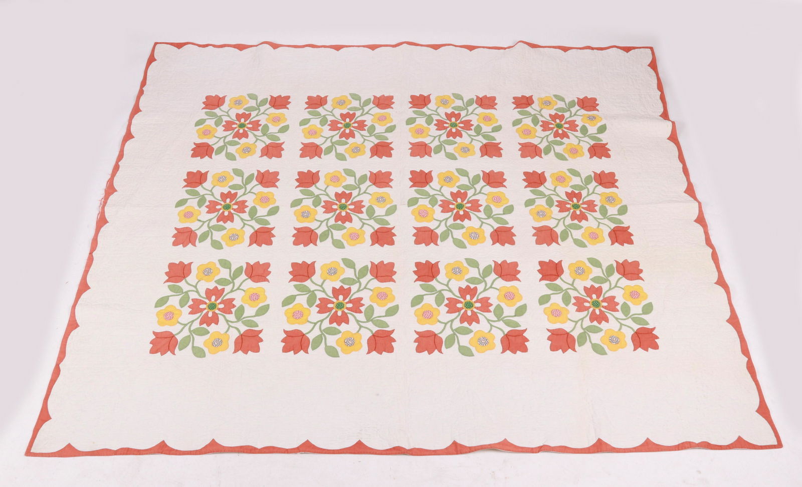 An American Floral Applique Quilt (1 of 7)