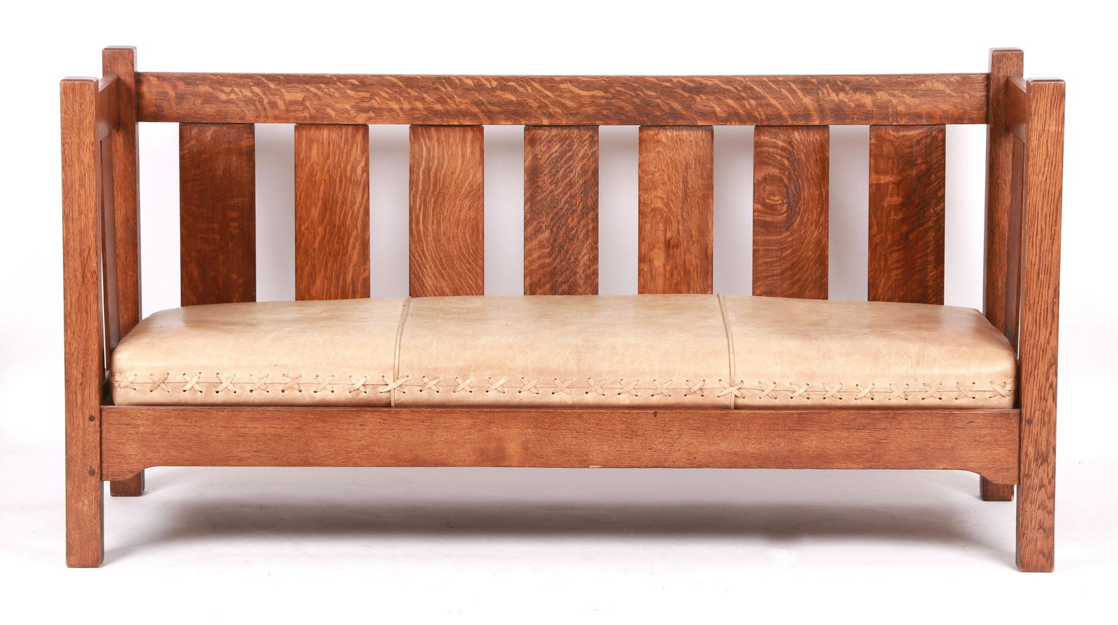 An Arts and Crafts Period Oak Settle (1 of 6)