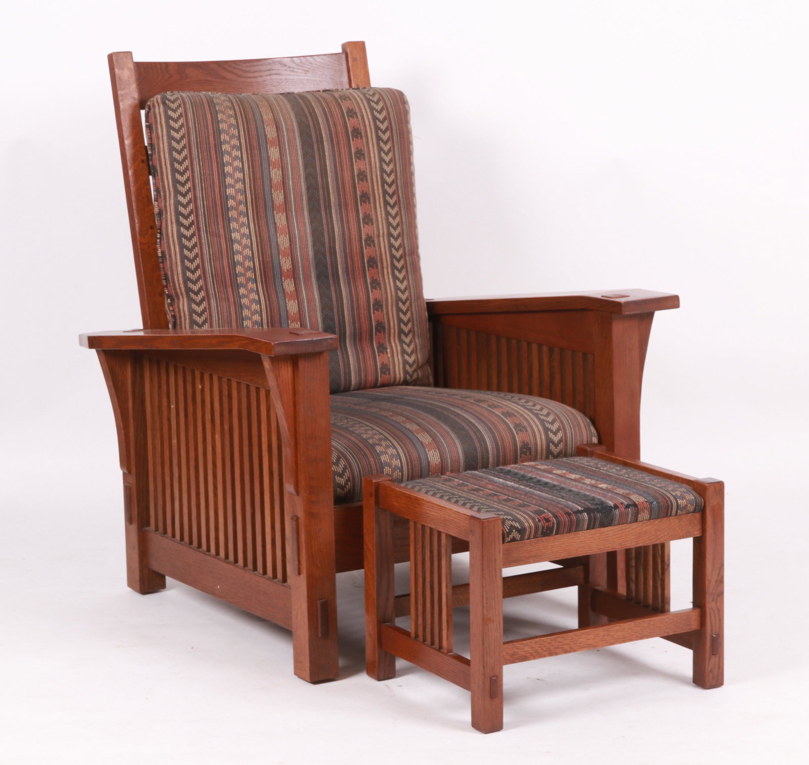 Stickley Manlius NY Mission Oak Recliner and Stool (1 of 14)