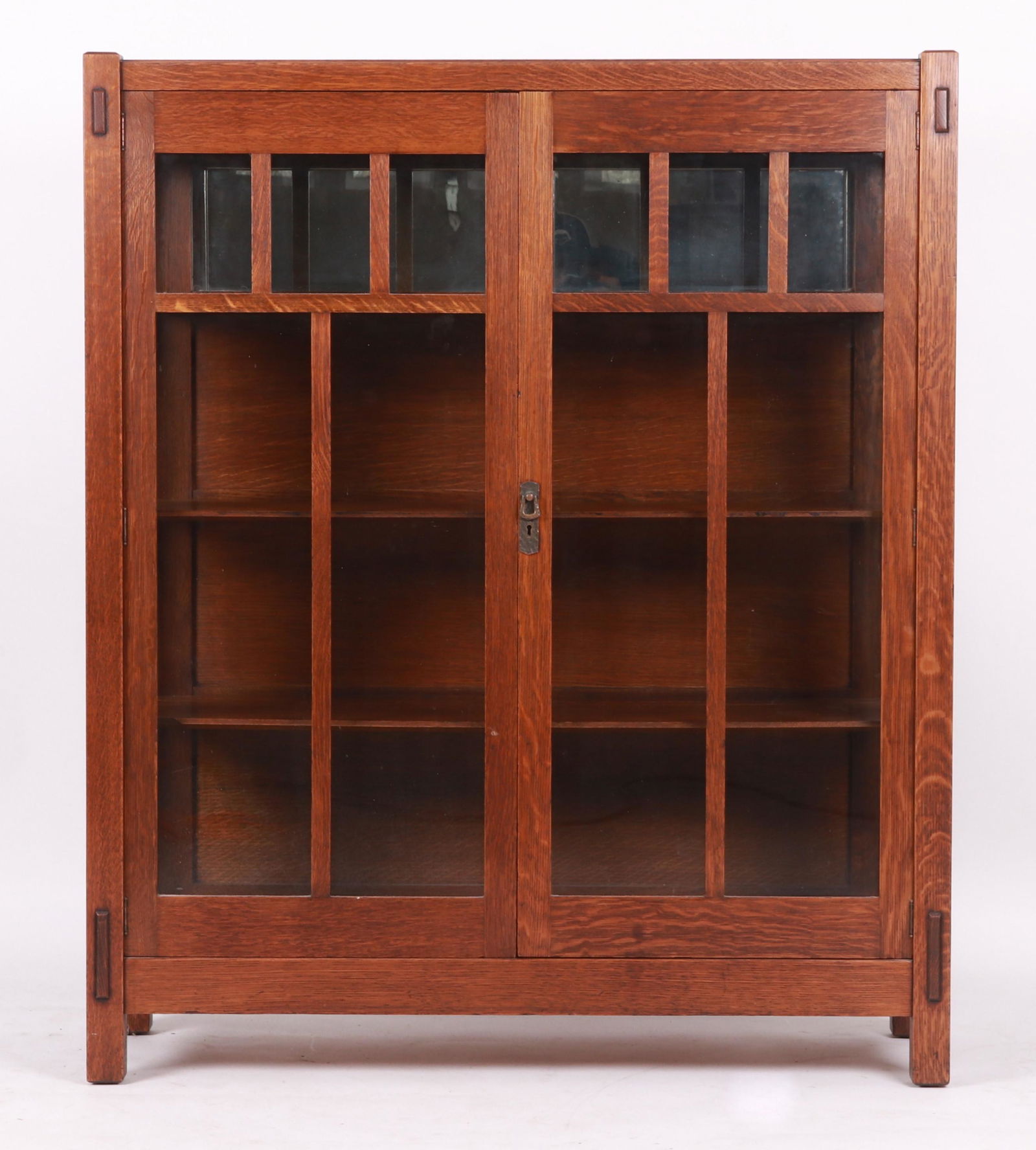 Lifetime Oak China Cabinet (1 of 6)