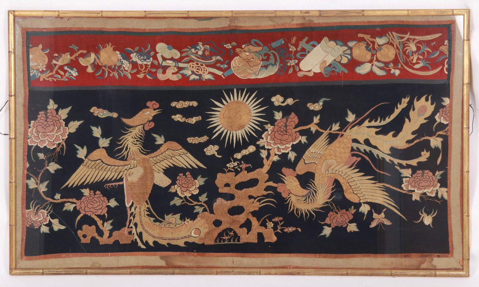 A Large Chinese Silk Embroidered Textile (1 of 11)