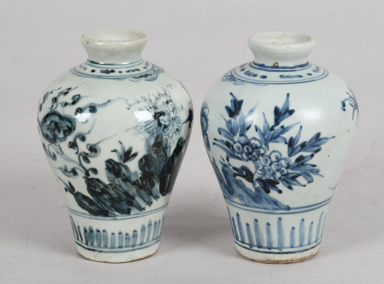 Two 19th Century Korean Vases (1 of 8)
