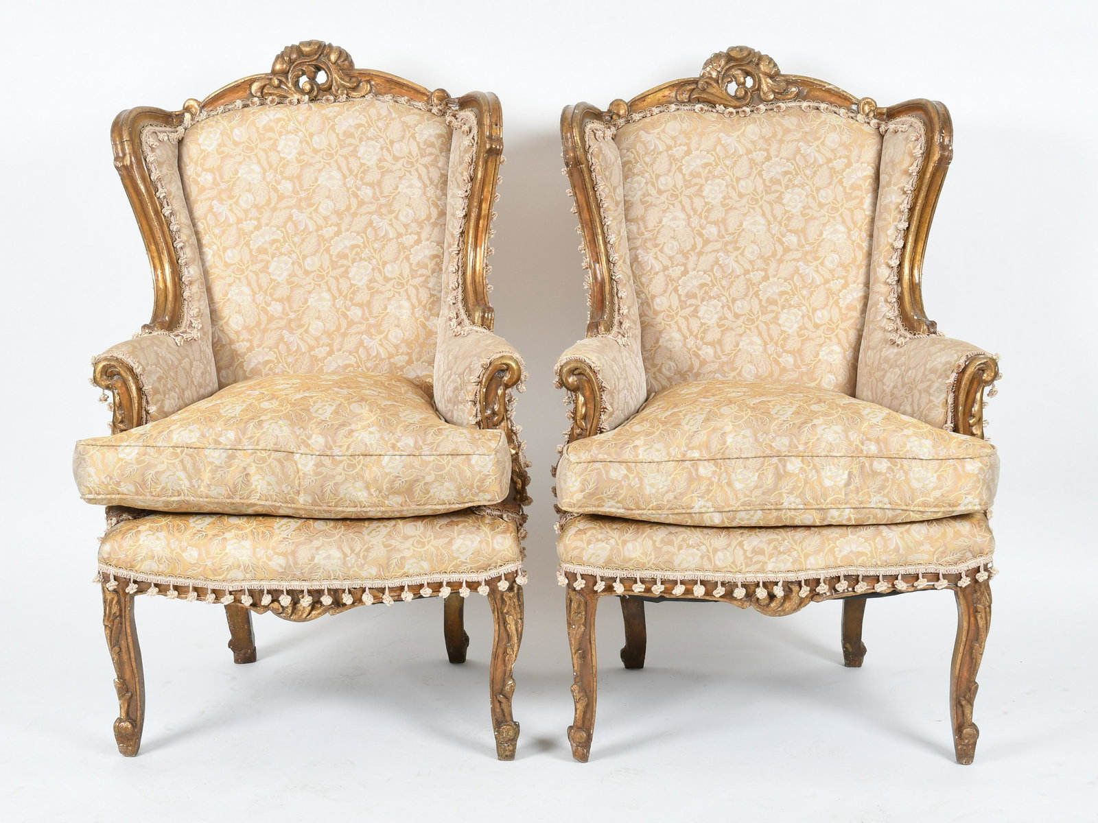 Pair of Rococo Style Carved Giltwood Bergeres (1 of 10)