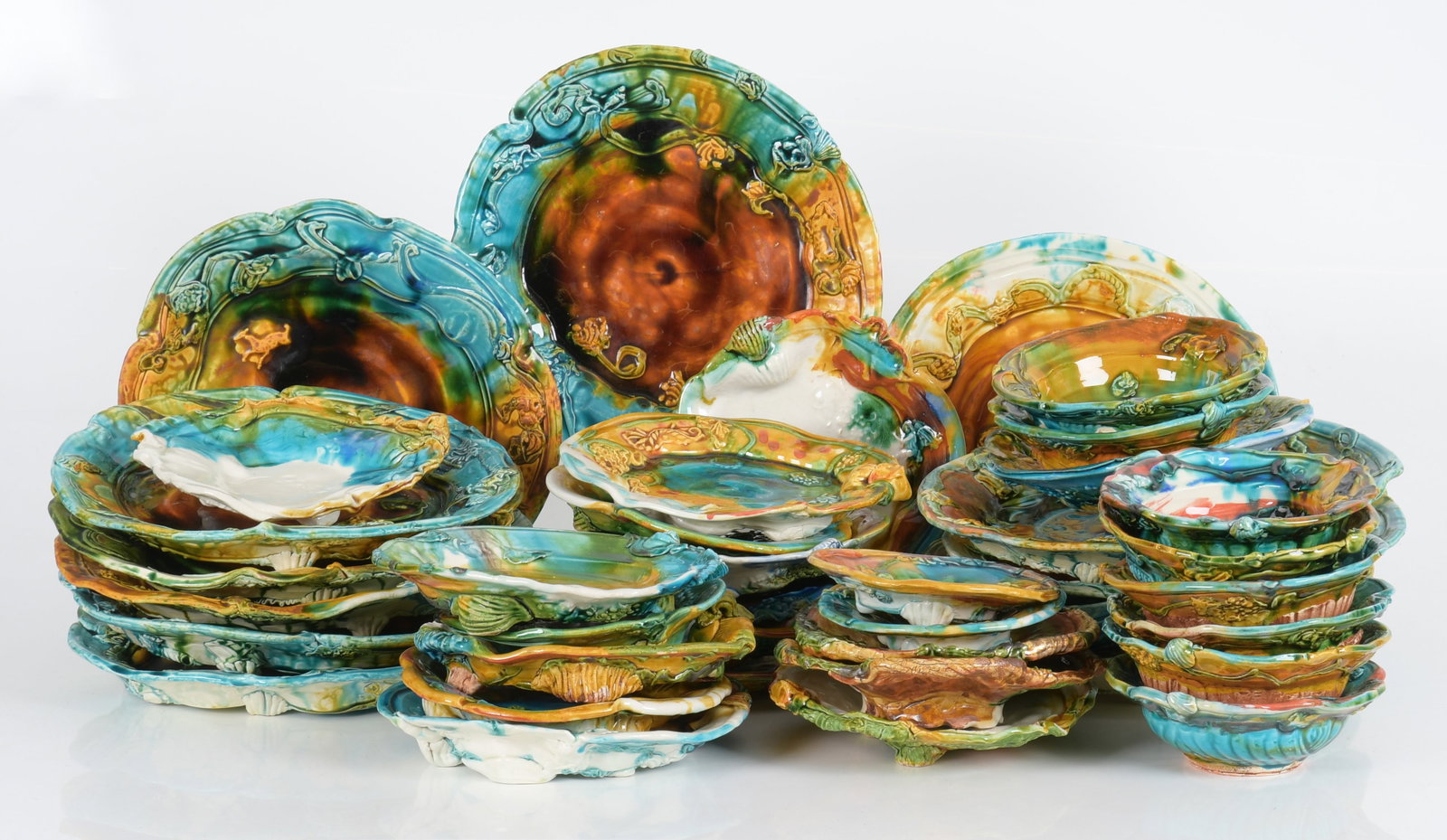 A Group of Contemporary Pottery by Lisa Orr (1 of 13)