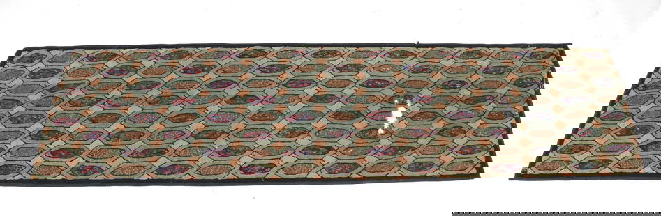 American Folk Art Hooked Rug Runner: An American Folk Art 'Chain Link' Hooked Rug Runner, Fist Half 20th Century. Dimensions: Dimensions approximately 8ft 11in x 2ft 6in.