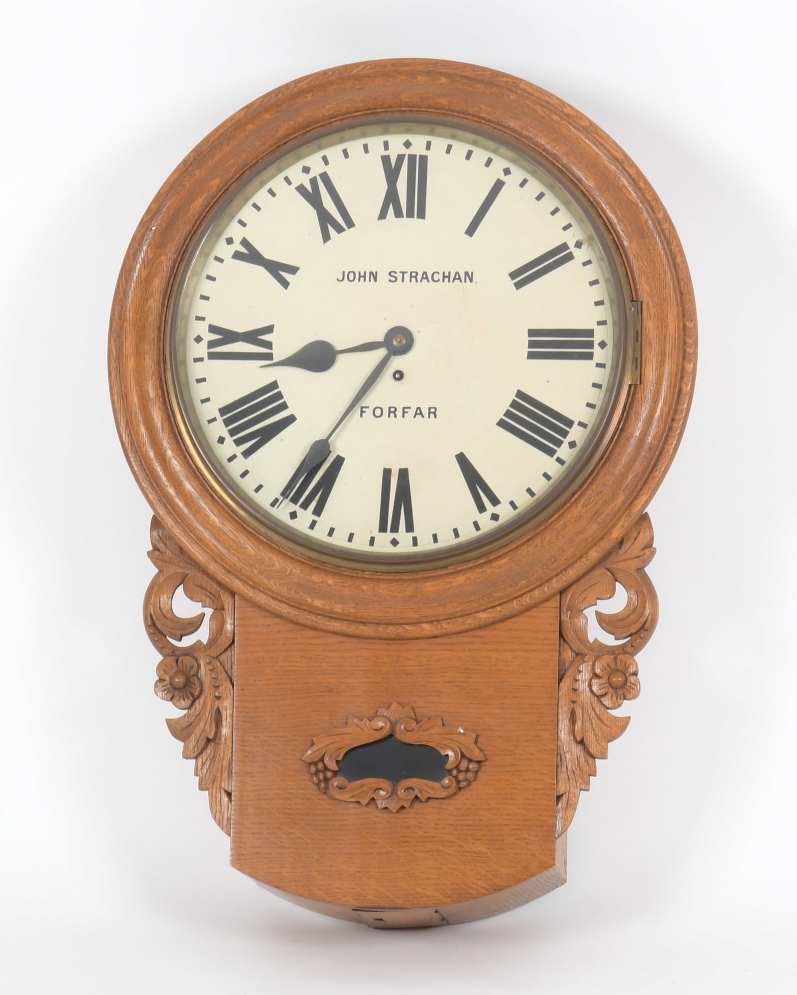 Scottish Carved Oak Tavern Clock, John Strachan, Forfar (1 of 9)