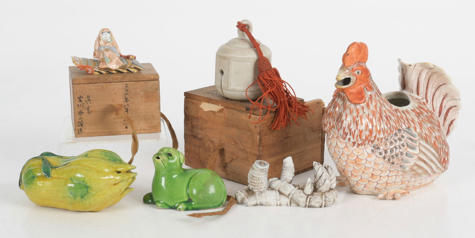 A Group of Chinese and Japanese Porcelain Items (1 of 15)