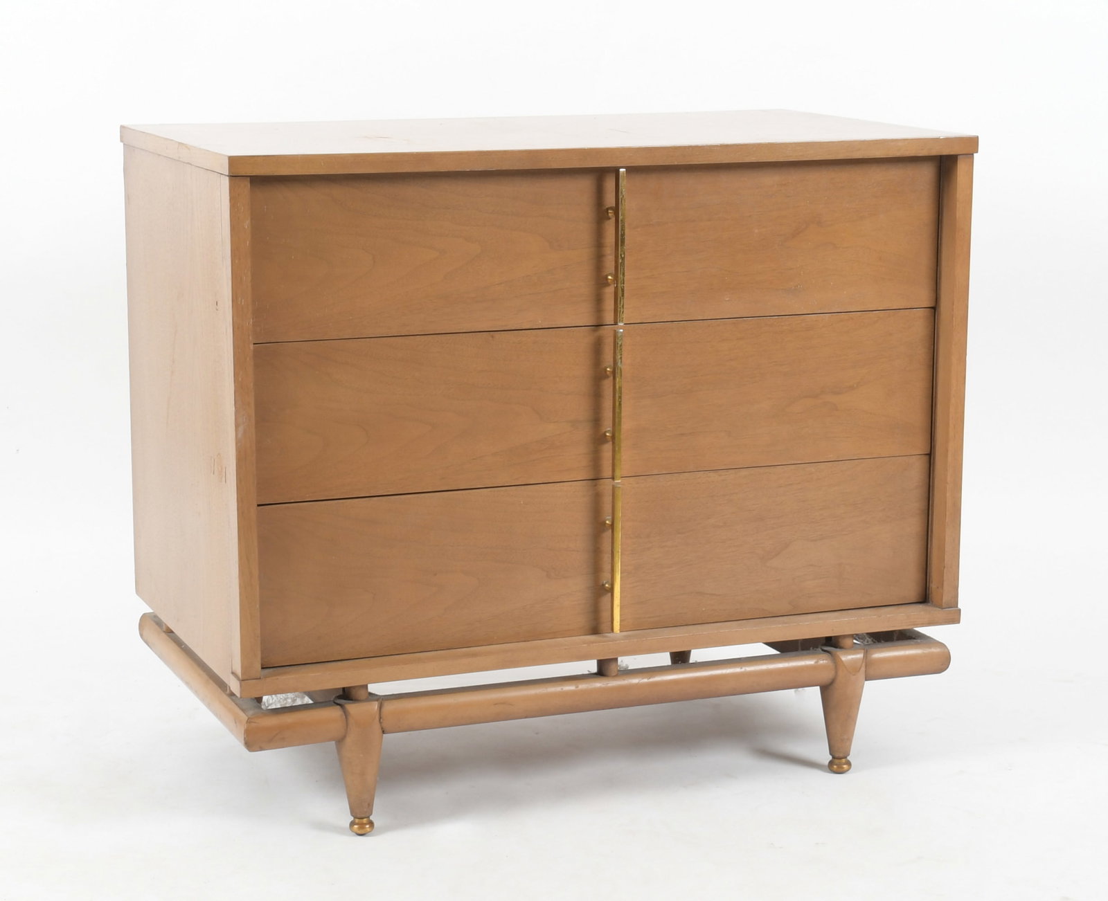 Kent Coffey 'The Sequence' Collection Three Drawer Chest (1 of 9)