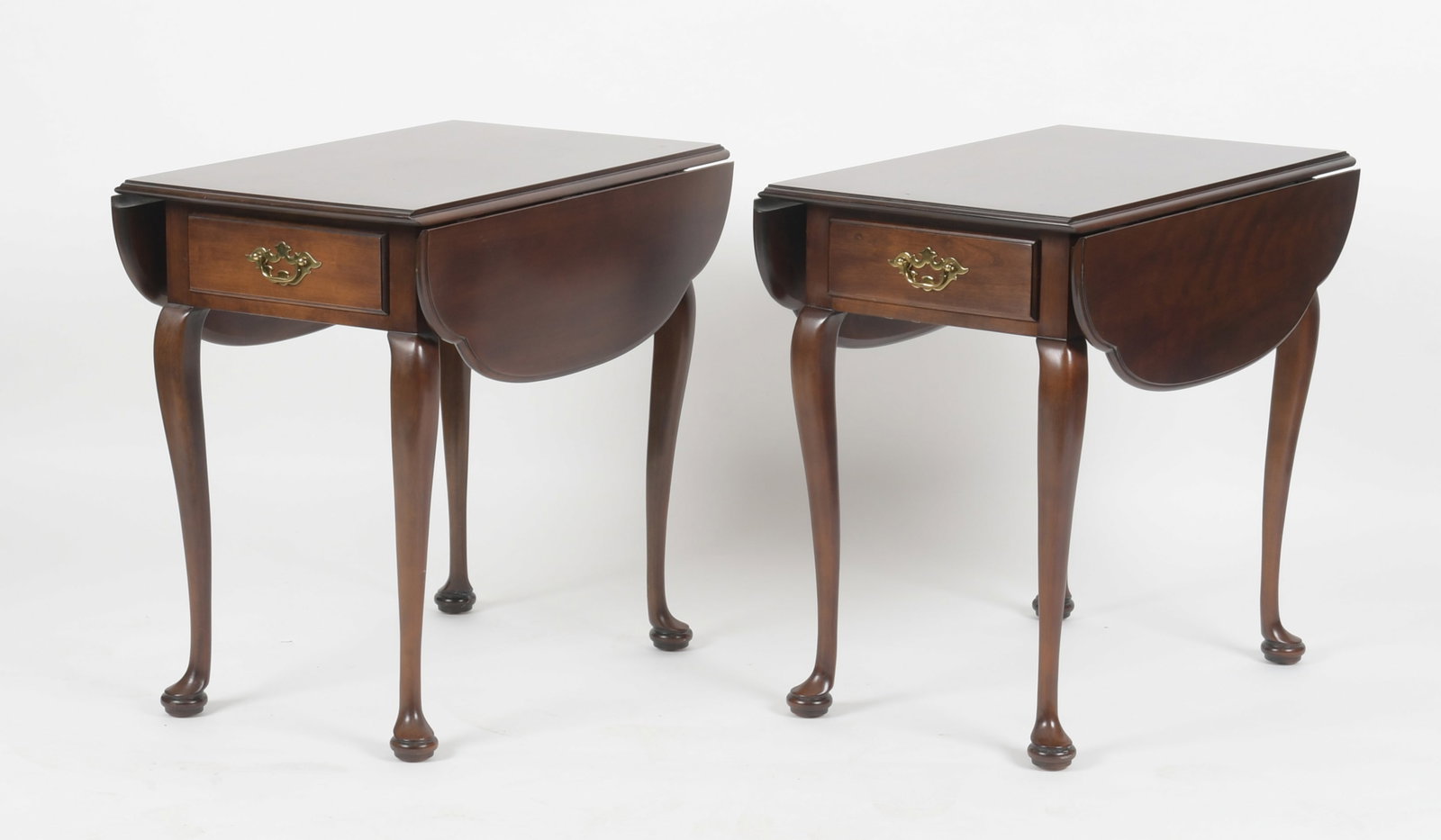 Pair of Modern Queen Anne Style Side Tables (1 of 8)