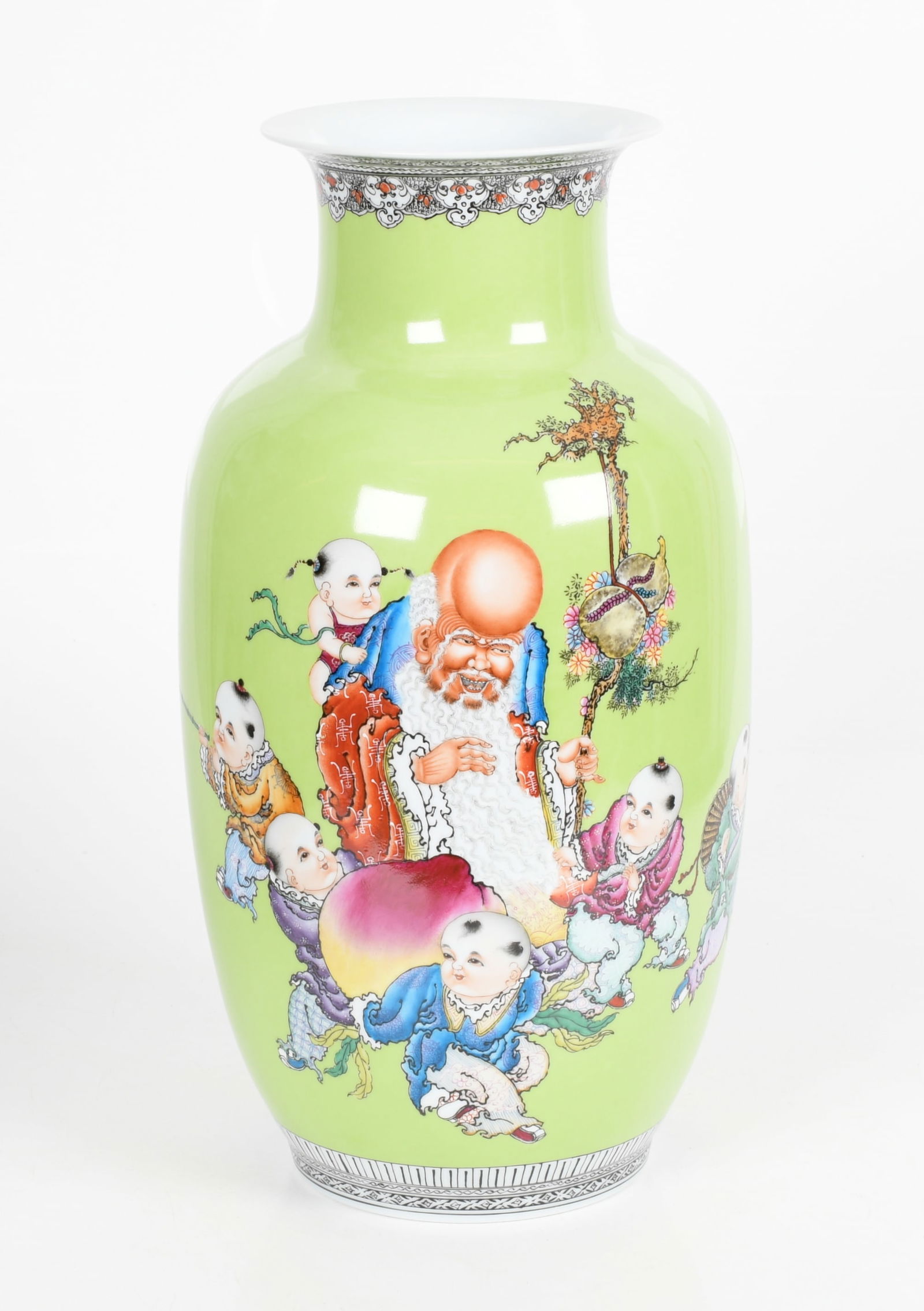 A Large Chinese Modern Porcelain vase (1 of 7)