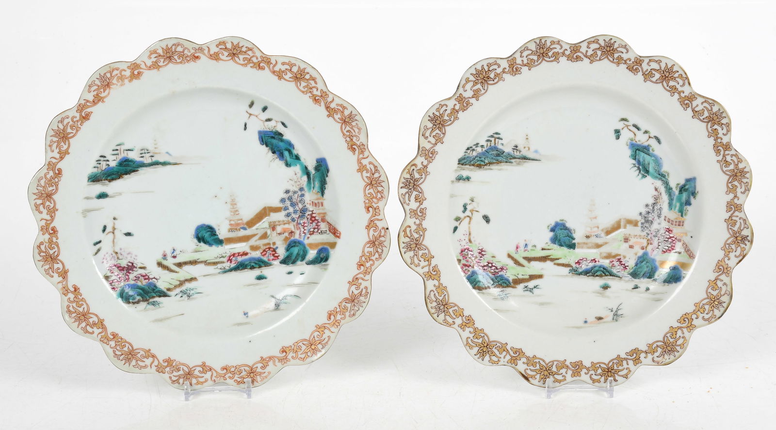 A Pair of Chinese Qianlong Period Porcelain Export Plates (1 of 5)