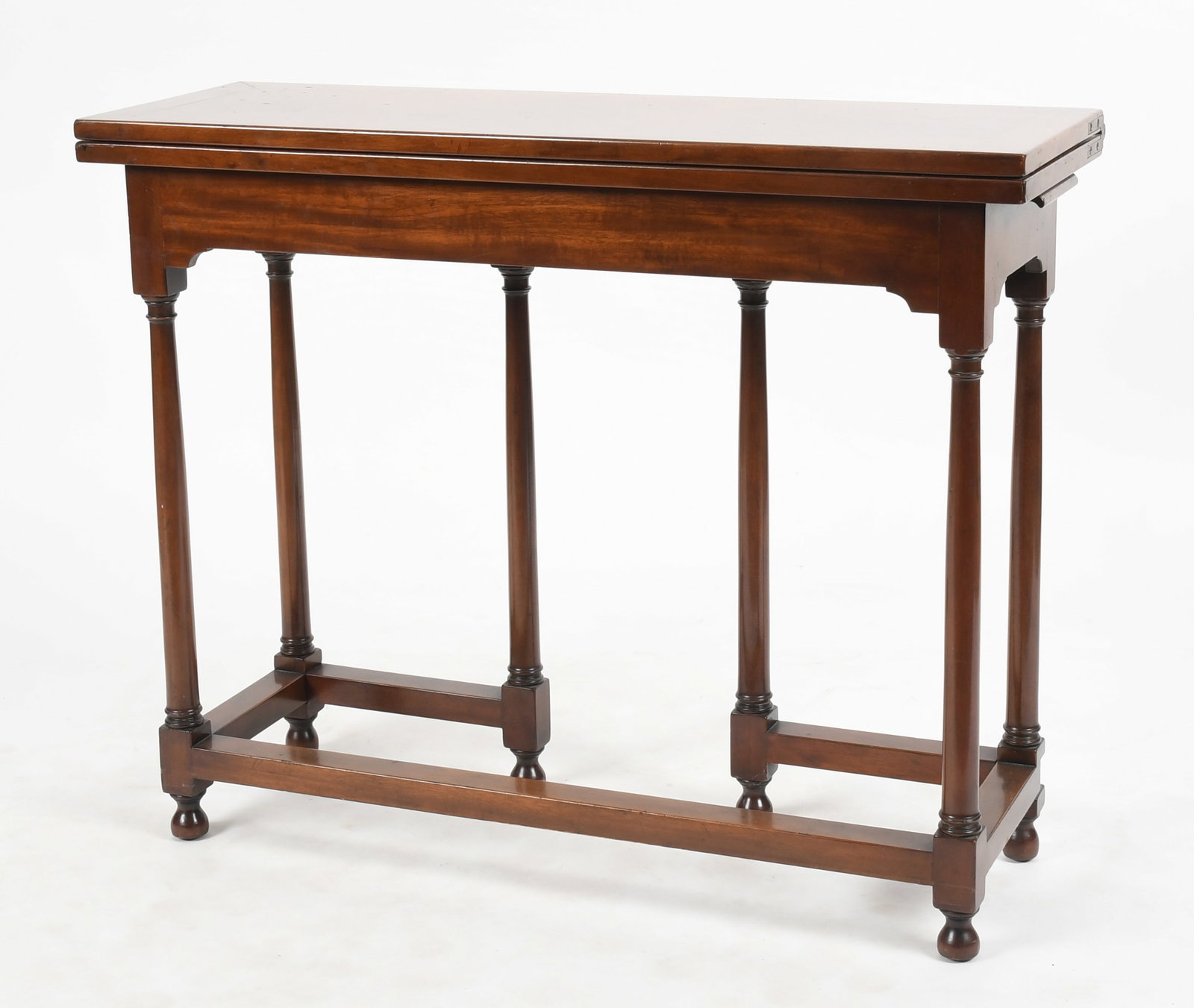 Kittinger Colonial Williamsburg CW-141 Queen Anne Style Mahogany Fold-Top Table (1 of 7)