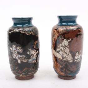 A Pair of Japanese Satsuma Vases, Tanzan Studio