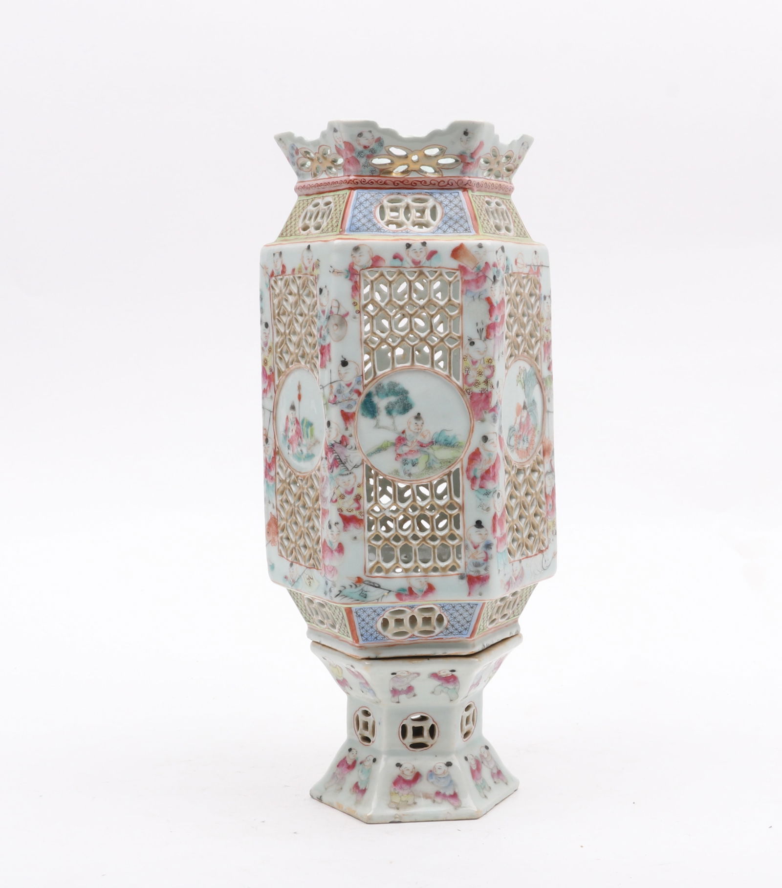 A Chinese Porcelain Famille Rose Lantern (1 of 12)