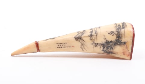 A Chinese Hornbill Snuff Bottle